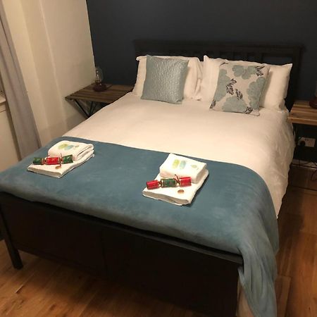 Pass The Keys Cozy Two Bed Flat Near Glasgow Airport & بيزلي المظهر الخارجي الصورة
